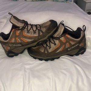 Columbia Omni Grip BM3549-255 Brown W/ Orange Trim Hiking Trail Shoes